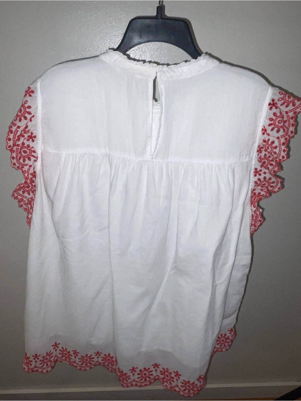 crown & ivy White Cotton Smocked Blouse with Red Embroidered Trim - Picture 3 of 3